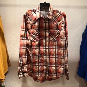 Wrangler men’s copper button-up shirt